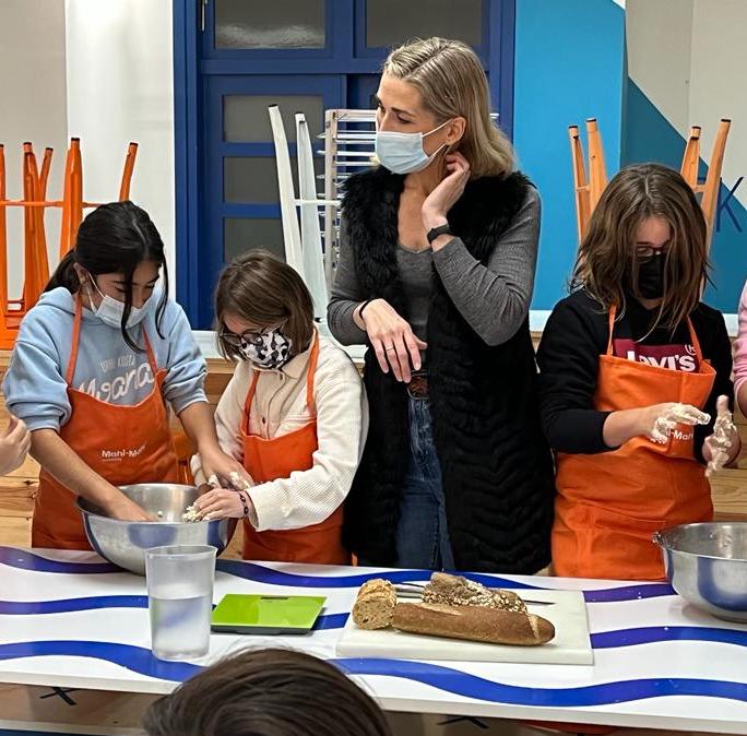 EN ASKORA LA ALIMENTACIÓN SALUDABLE SALE DEL PLATO